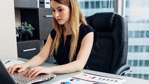 faculdade de Administração valor